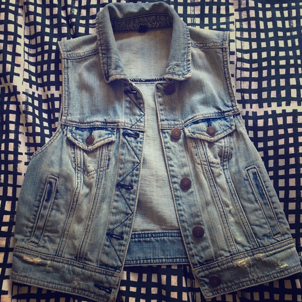 AMERICAN EAGLE Jean Denim Cropped Vest